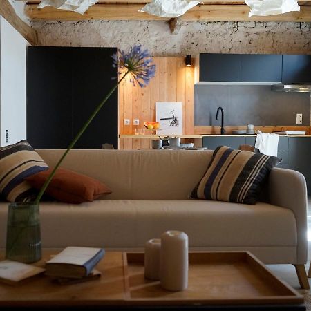 Sant Jordi Desvalls Can Tat, Loft In A Old Coach House מראה חיצוני תמונה