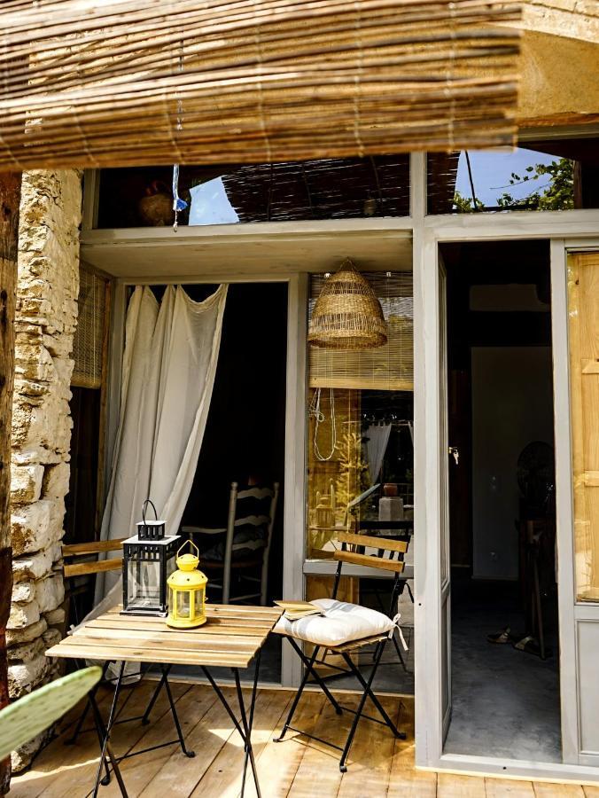 Sant Jordi Desvalls Can Tat, Loft In A Old Coach House מראה חיצוני תמונה
