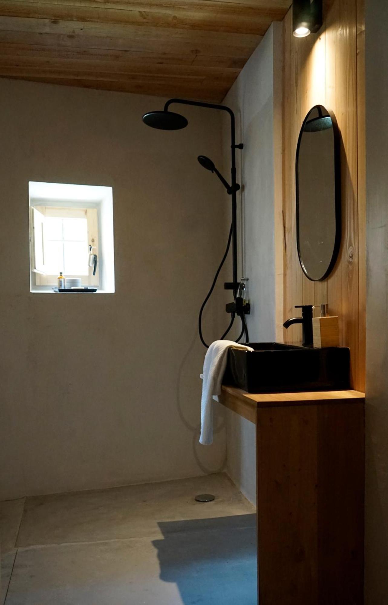 Sant Jordi Desvalls Can Tat, Loft In A Old Coach House מראה חיצוני תמונה